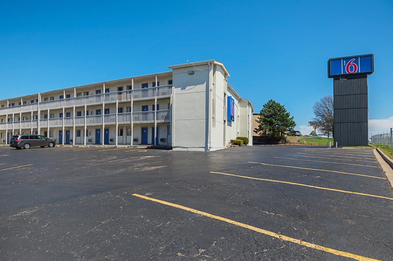 Motel 6-Blue Springs, Mo Luaran gambar