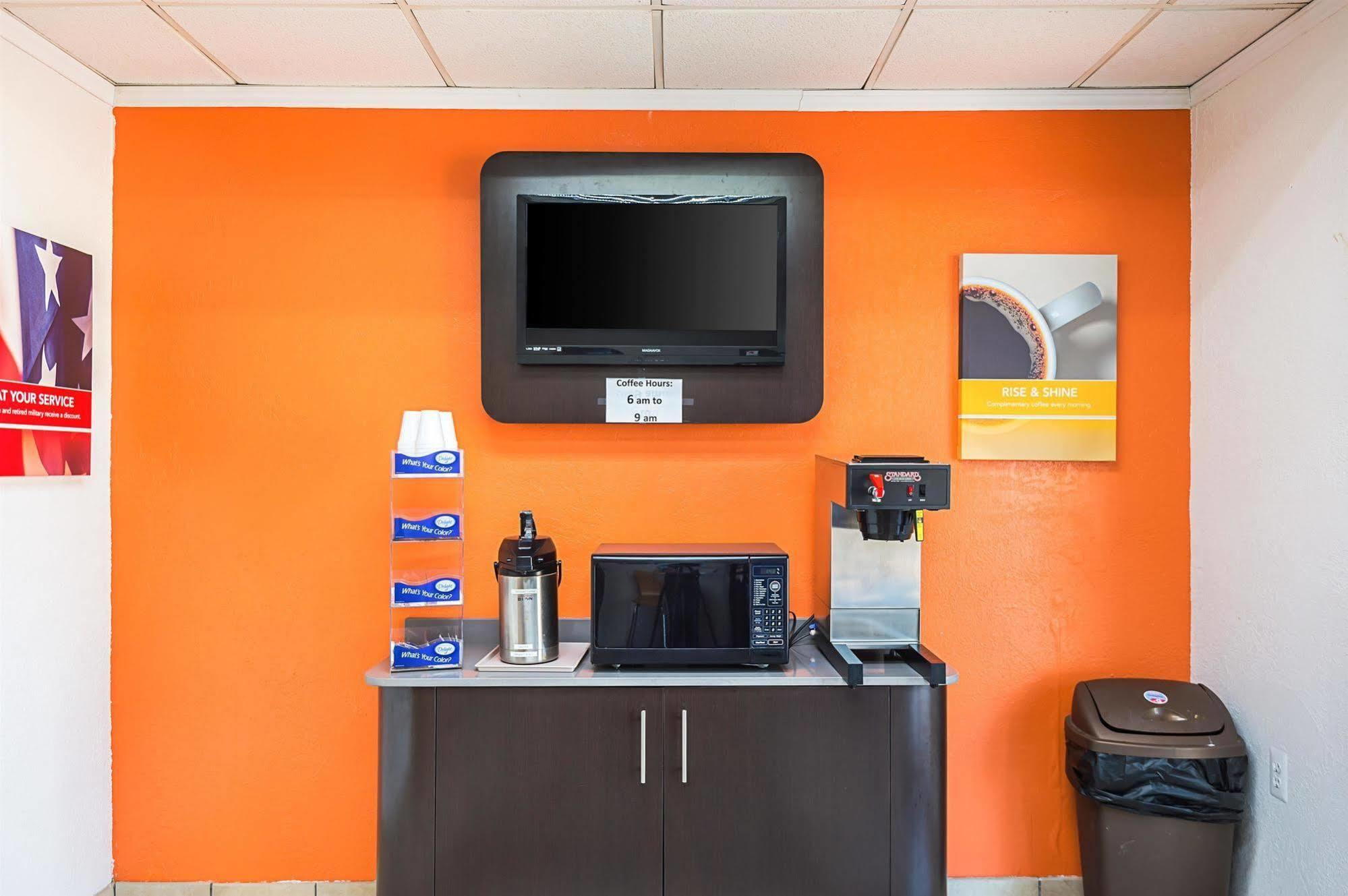 Motel 6-Blue Springs, Mo Luaran gambar