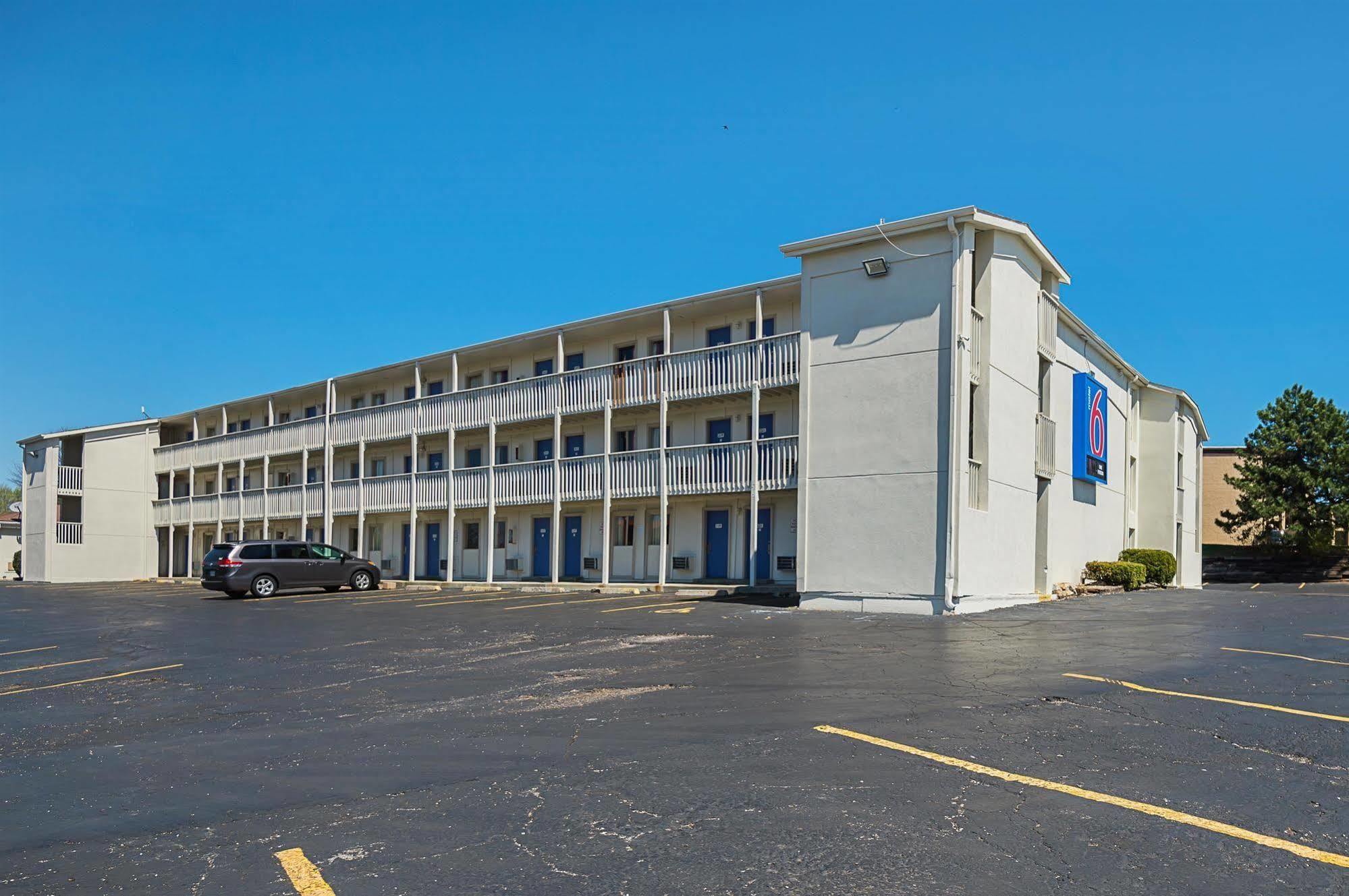 Motel 6-Blue Springs, Mo Luaran gambar